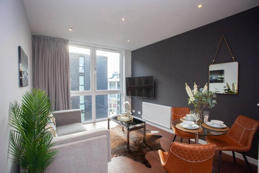 1 Bedroom Apartment In Very Central Location Глазго Экстерьер фото
